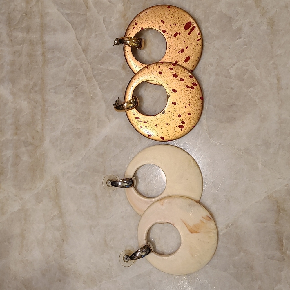 Retro post hoop earrings